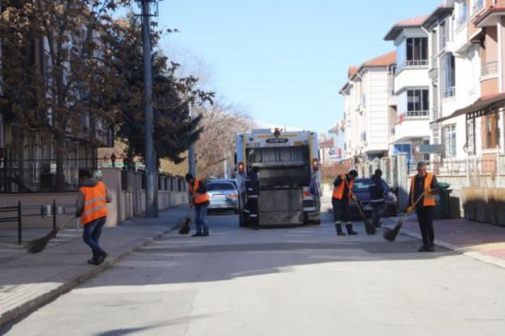 Erzincan Belediyesinden Yoğun Temizlik Mesaisi